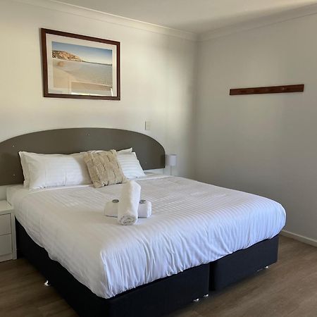 Clearwater Motel Apartments Esperance Kültér fotó