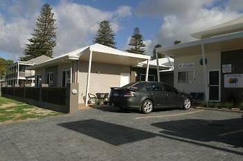 Clearwater Motel Apartments Esperance Kültér fotó