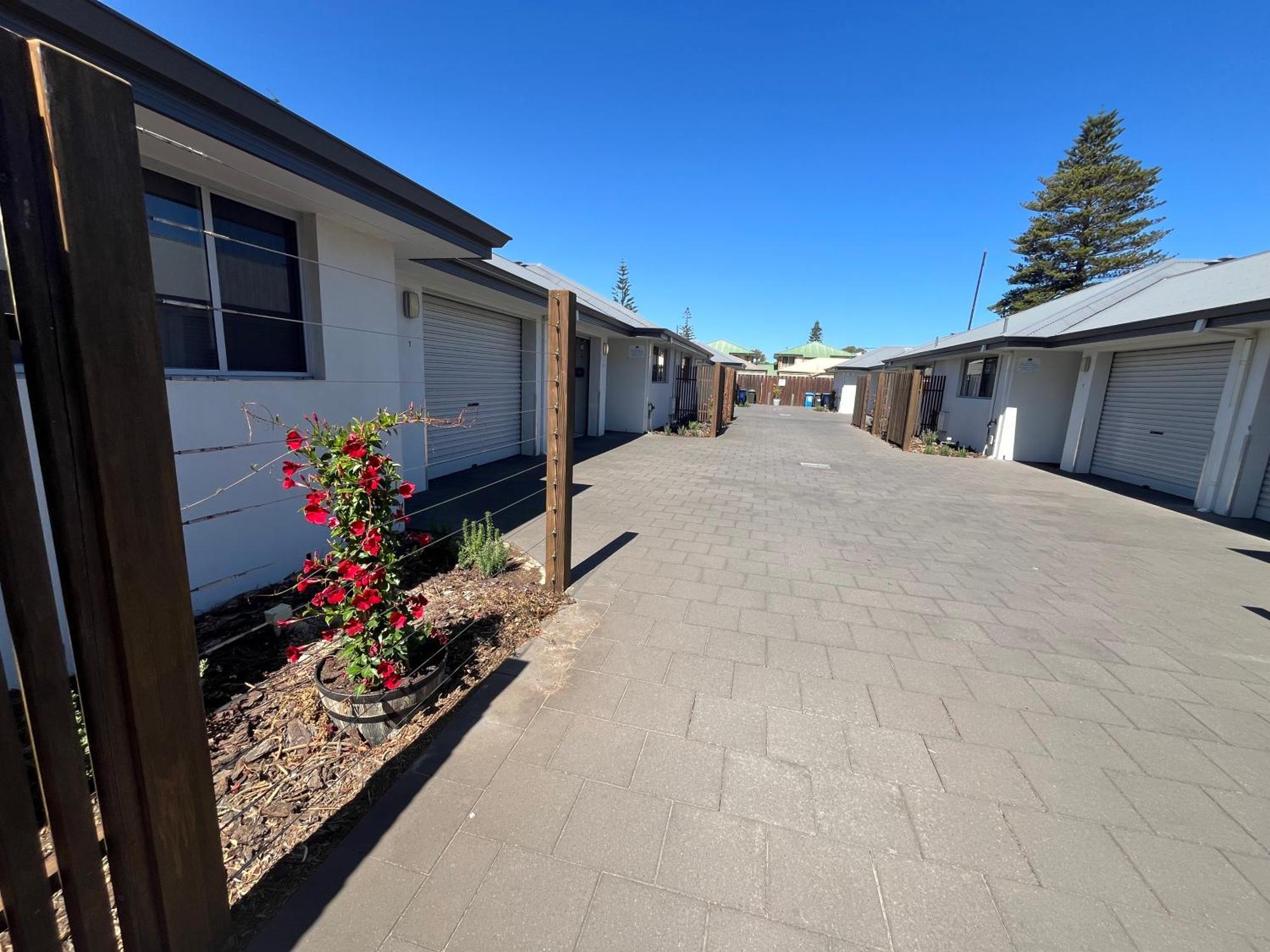 Clearwater Motel Apartments Esperance Kültér fotó